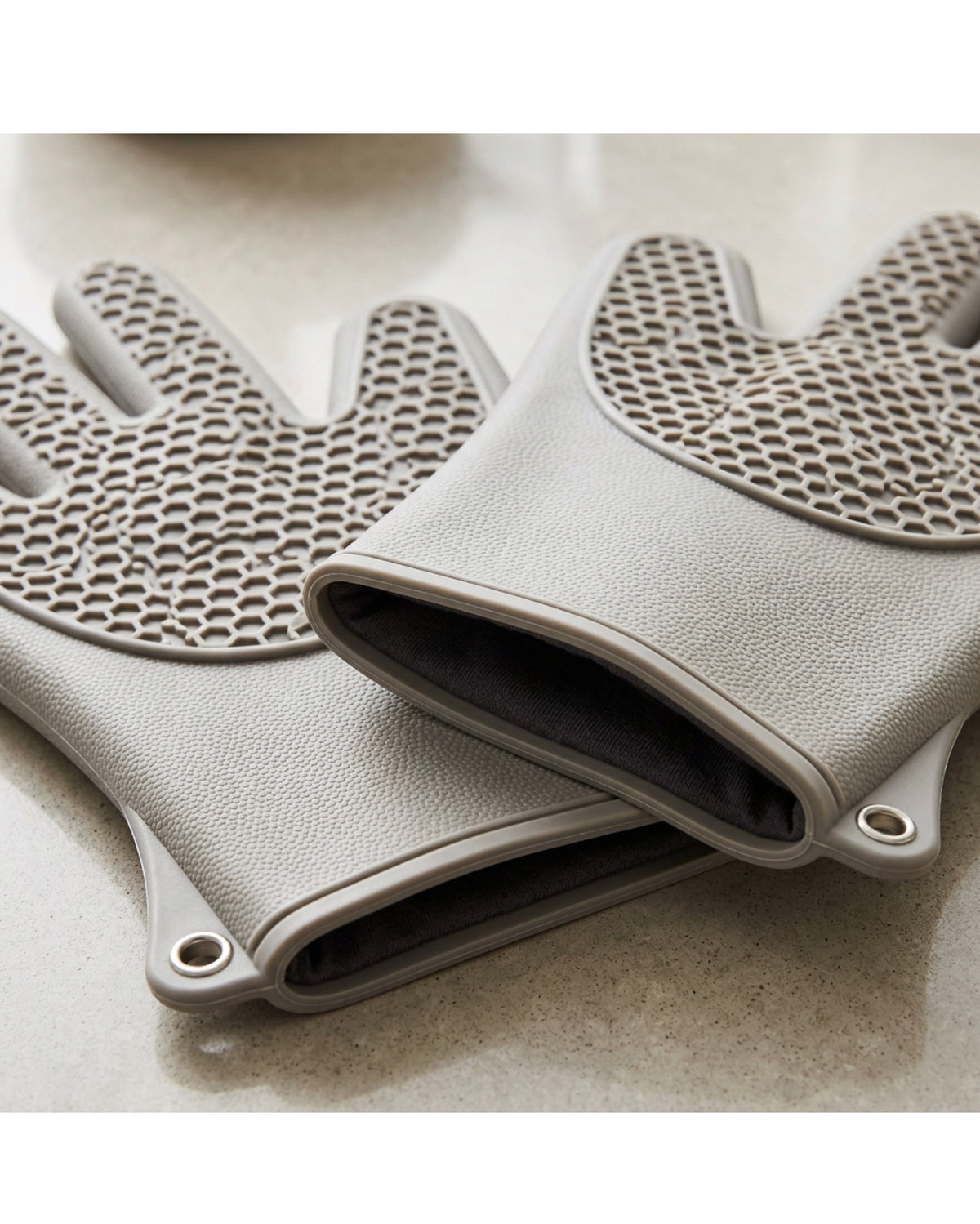 Nexox Five-Finger Silicone Oven Glove Pair 35 cm Warm Gray - Detail view